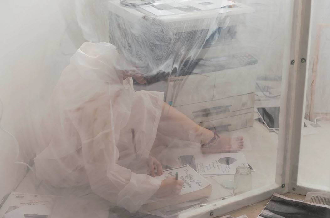 Performance within the translucent chamber / Bilocation, 2018
